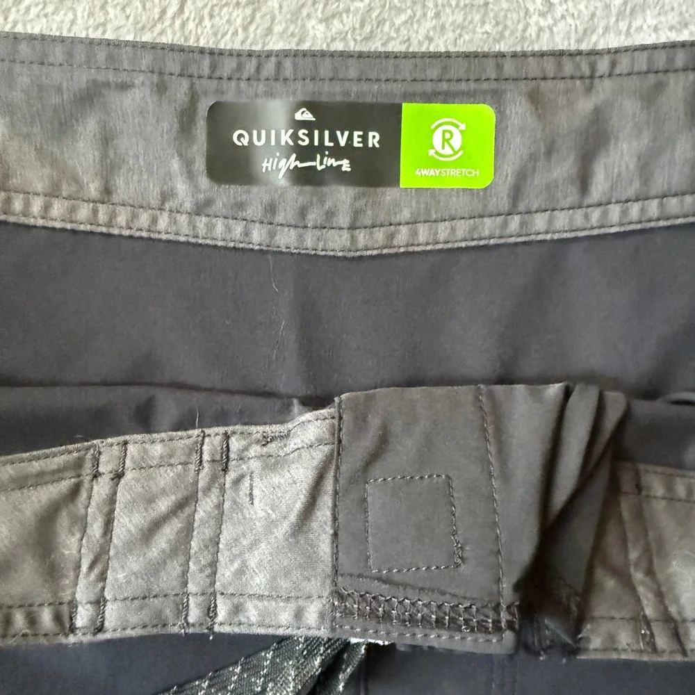 Quiksilver Highline Board Shorts Mens 36 Black DryFlight Swim Trunks